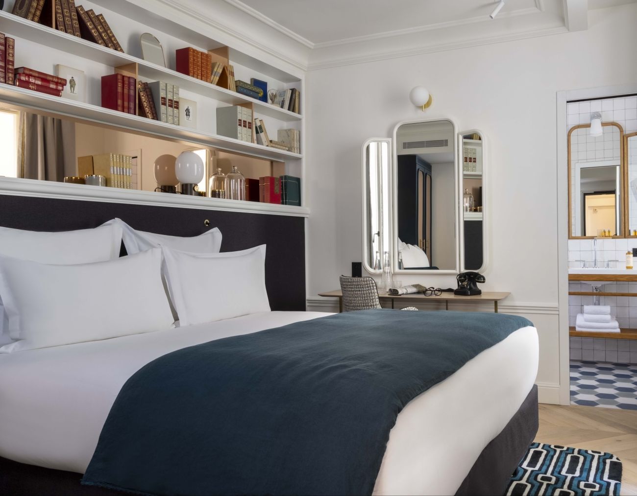 Hotel Louvre Montana - Classic Room